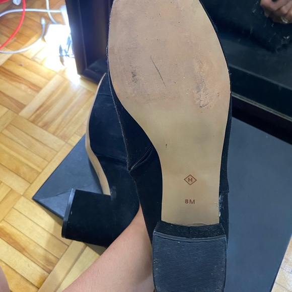 Boots - Picture 4 of 4